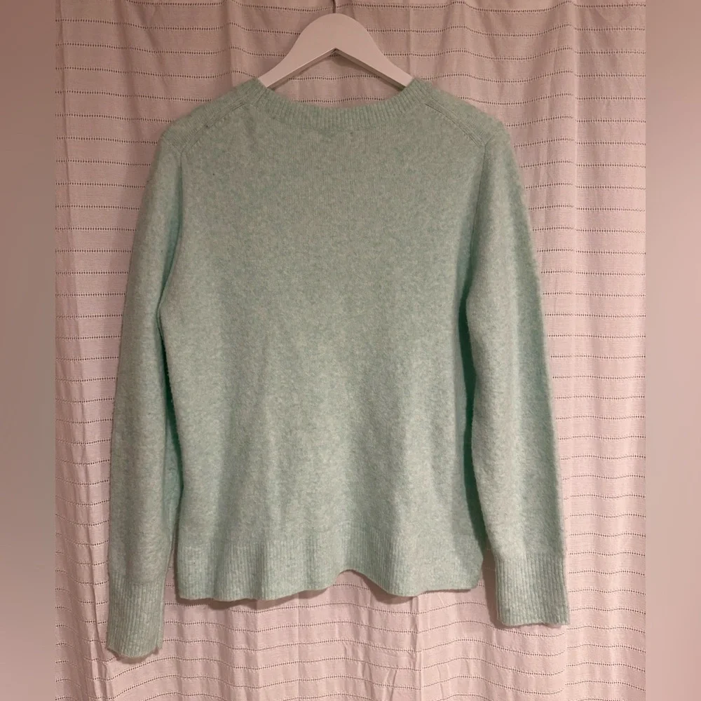 J. Crew Super Soft Wool Blend Crew Neck Sweater Size Large